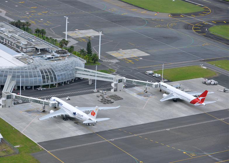 Photo aéroport Nouméa-La Tontouta côté pistes